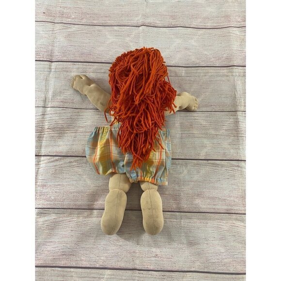 Vintage Collectors Cabbage Patch Doll - 20 Inches Tall - Picture 8 of 8